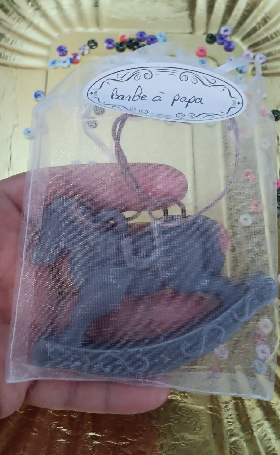 Cheval de manège senteur barbe à papa